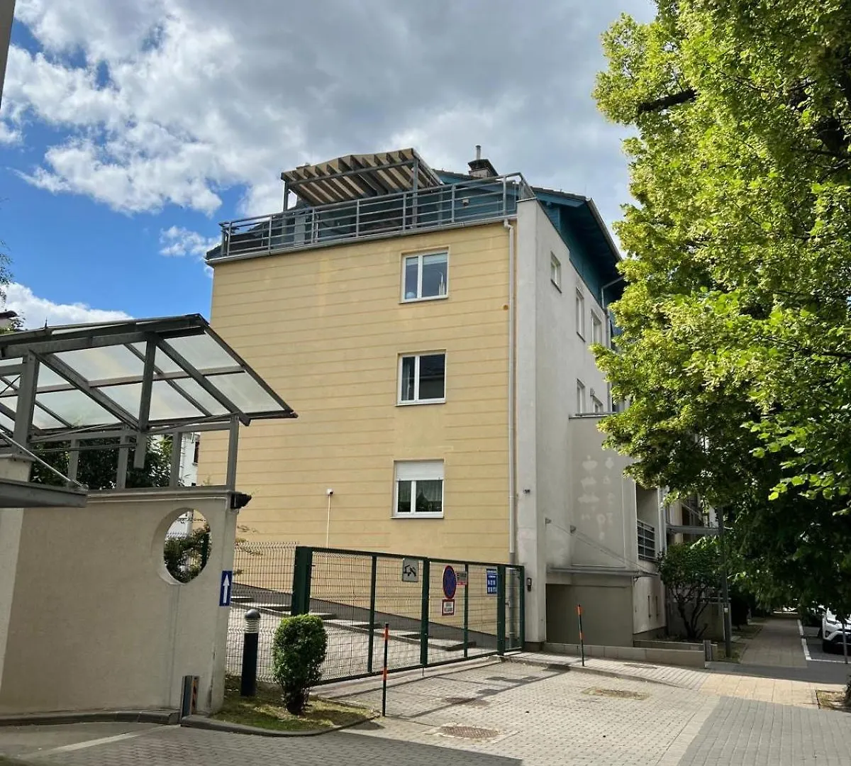 Sunny House Of Aries Apartment Sopot